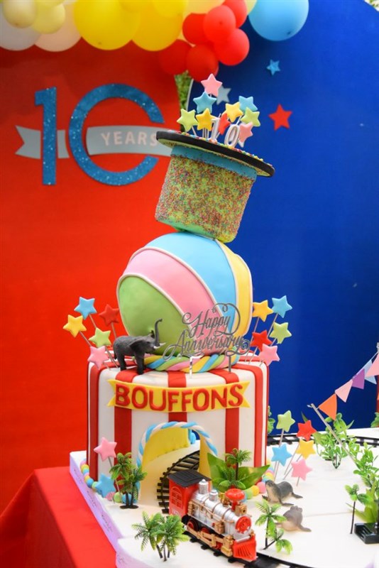 Happy 10th Anniversary Bouffons Beirut