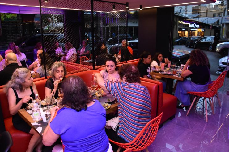 Shaggys opening at Mar Mikhael