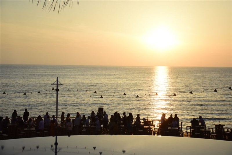Dea Del Mare Grand Opening