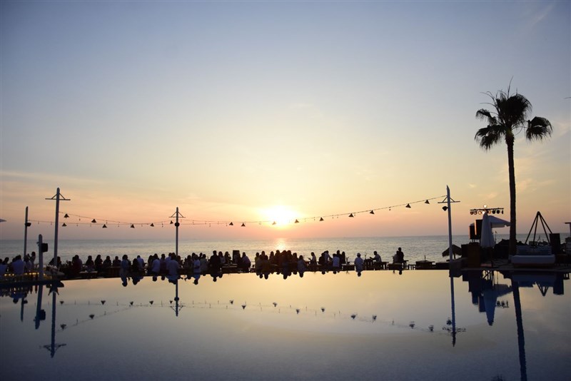 Dea Del Mare Grand Opening