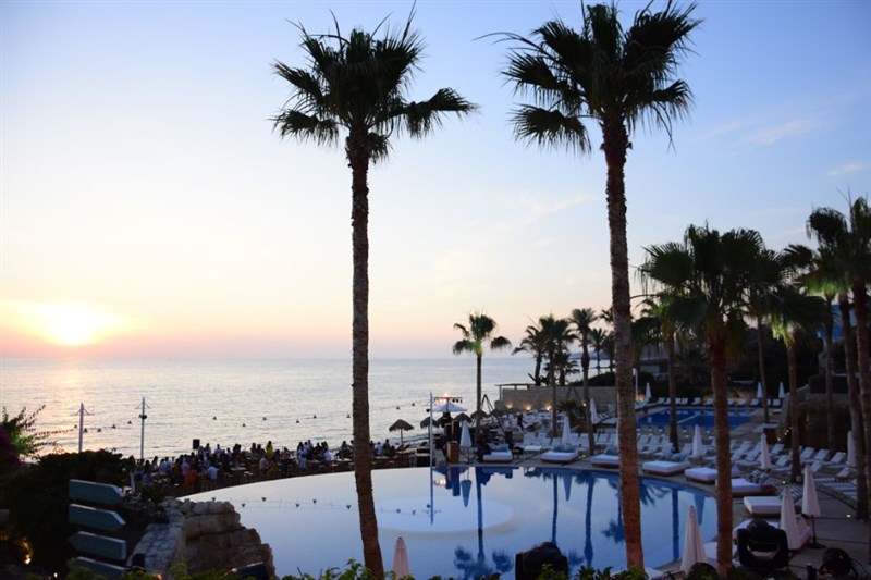 Dea Del Mare Grand Opening