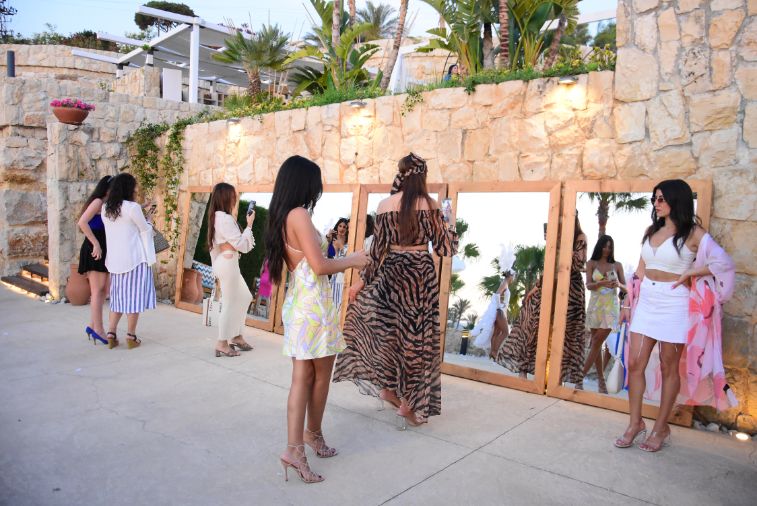 Dea Del Mare Grand Opening