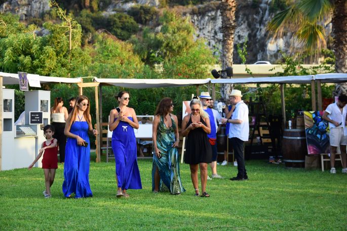 Glamour by the Sea Opening