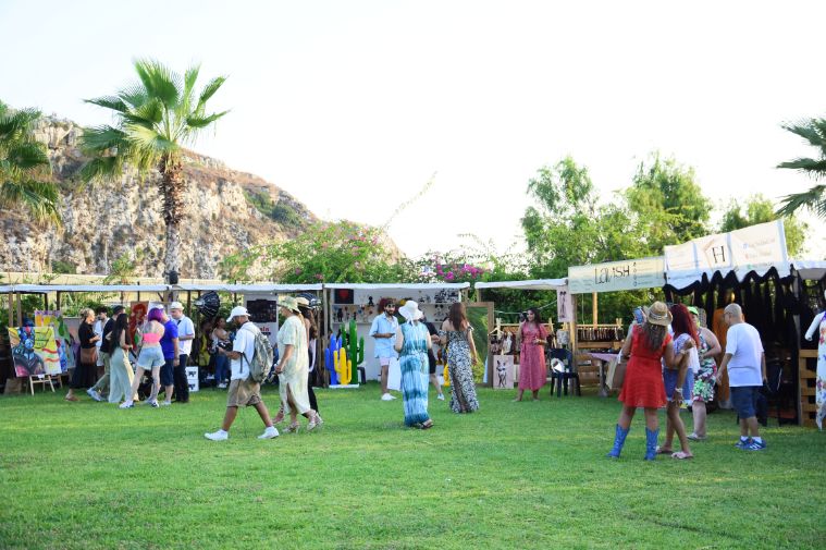 Glamour by the Sea Opening