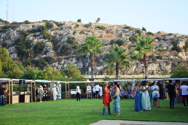 Glamour by the Sea Opening