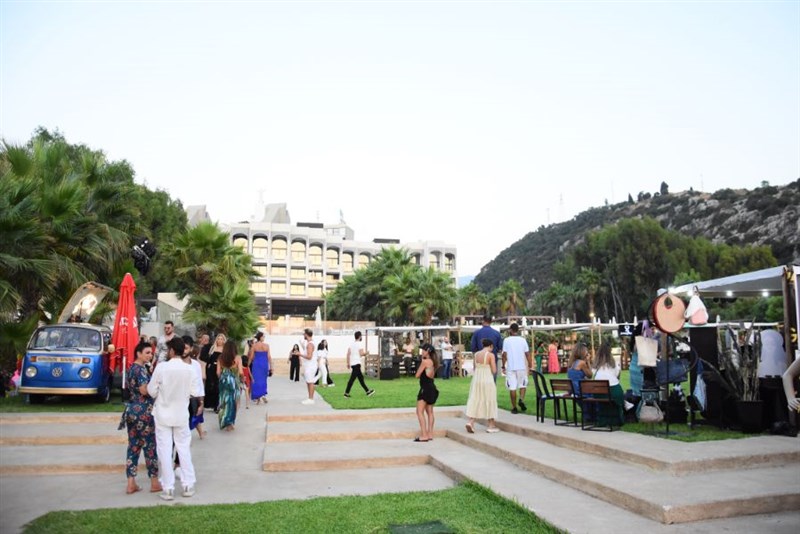 Glamour by the Sea Opening