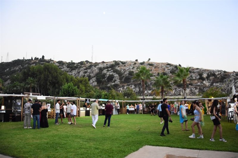 Glamour by the Sea Opening