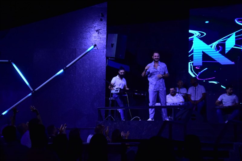 Release event for 'Baddo El Malyoun' by Hadi Daou