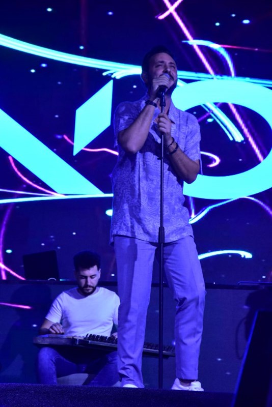 Release event for 'Baddo El Malyoun' by Hadi Daou