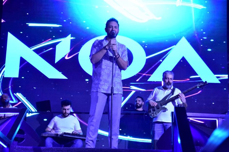 Release event for 'Baddo El Malyoun' by Hadi Daou