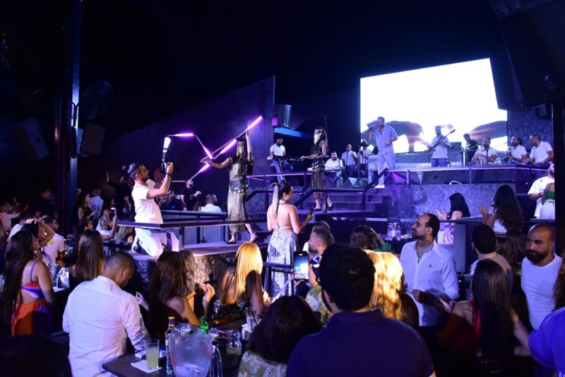 Release event for 'Baddo El Malyoun' by Hadi Daou