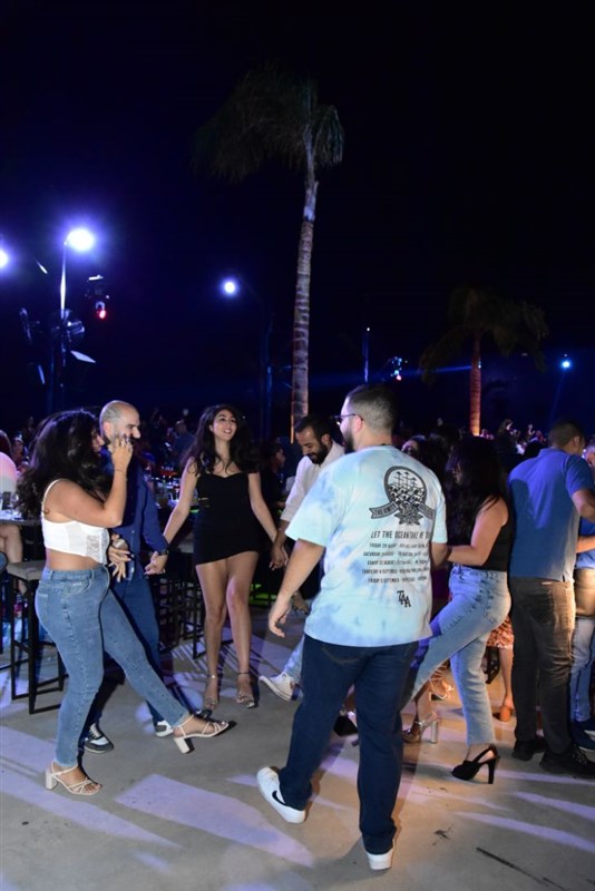 Release event for 'Baddo El Malyoun' by Hadi Daou