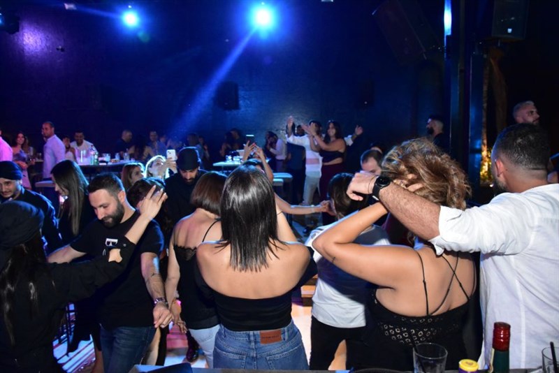 Release event for 'Baddo El Malyoun' by Hadi Daou