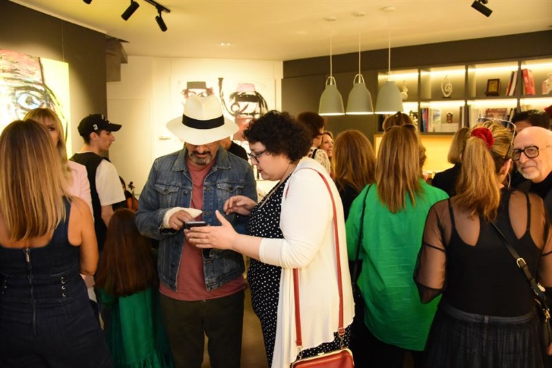 Raouf Rifai harmonizing colors exhibition