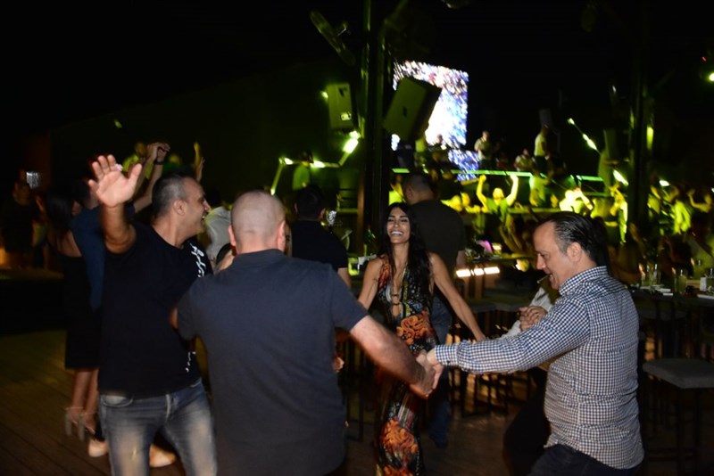 Release event for 'Baddo El Malyoun' by Hadi Daou