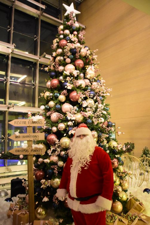 Kempinski SummerLand Christmas Tree Lighting