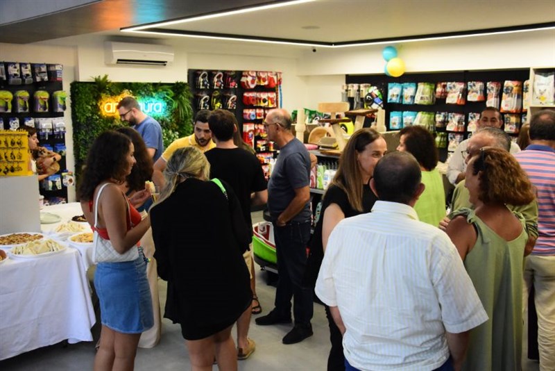 Animaura Big Opening