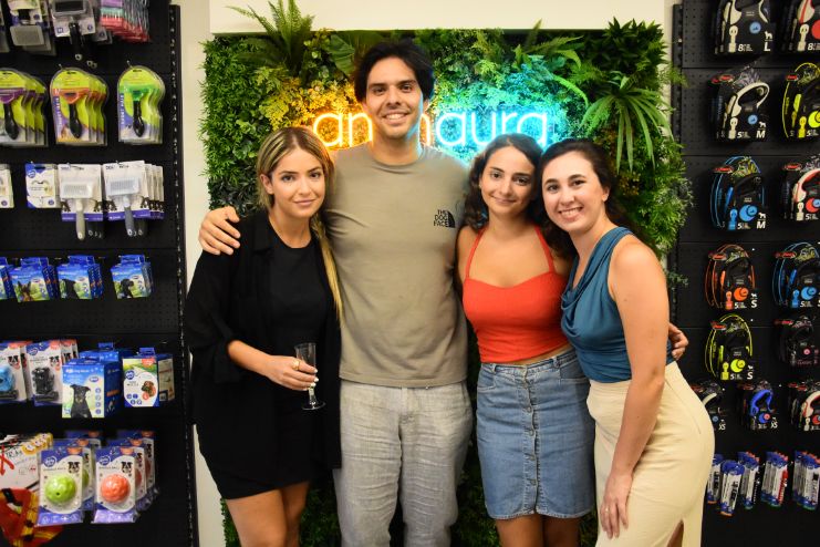 Animaura Big Opening