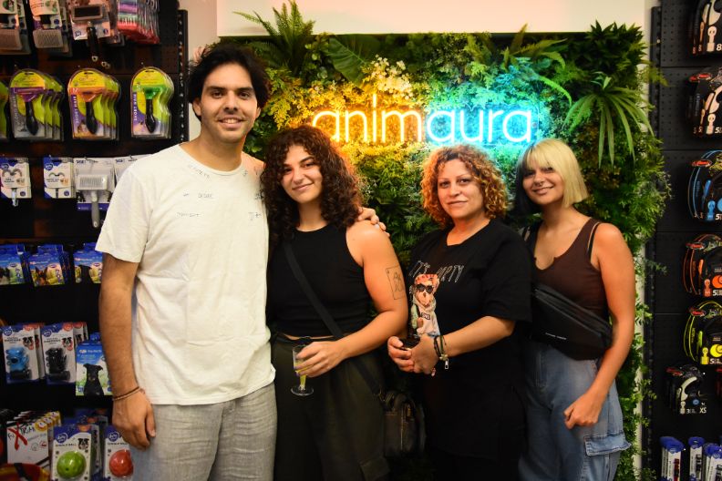 Animaura Big Opening