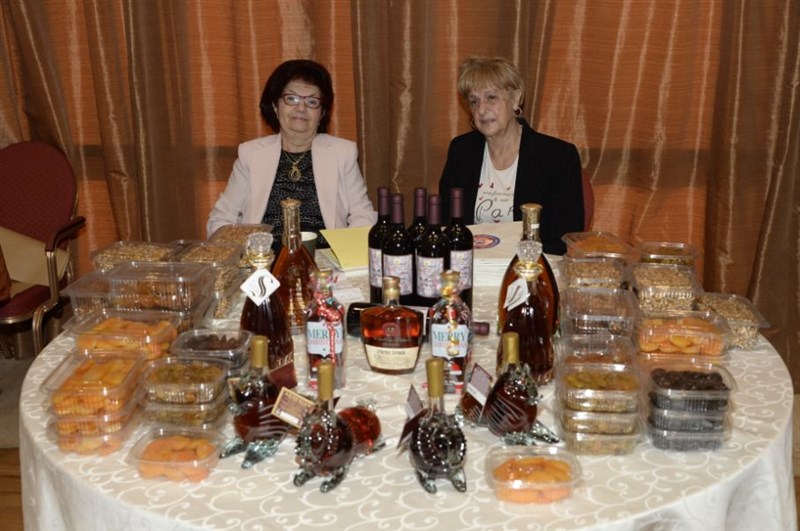 AGBU ladies auxiliary Christmas Bazar