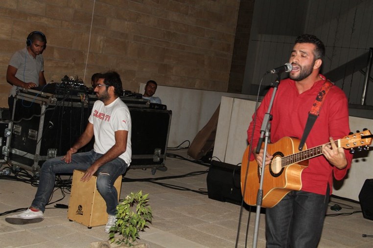 AUB Stock The Wood Concert