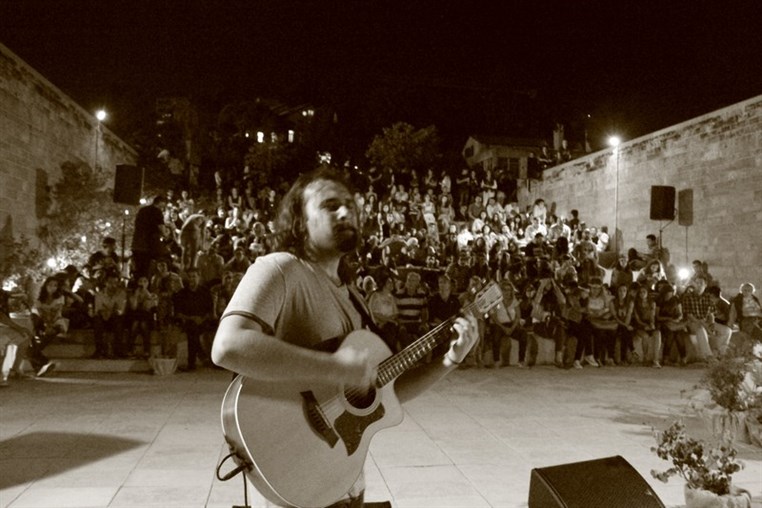 AUB Stock The Wood Concert