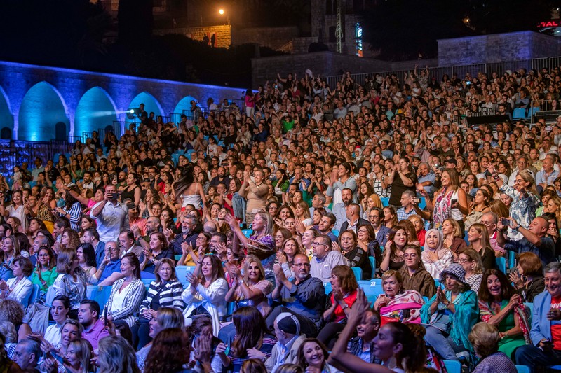 Abdou Cherif sings Abdel Halim Hafez at Beiteddine Festival