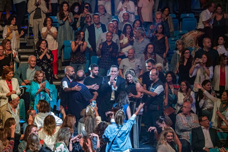 Abdou Cherif sings Abdel Halim Hafez at Beiteddine Festival