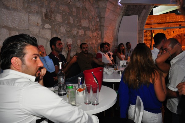 Ages Final Karaoke Competition