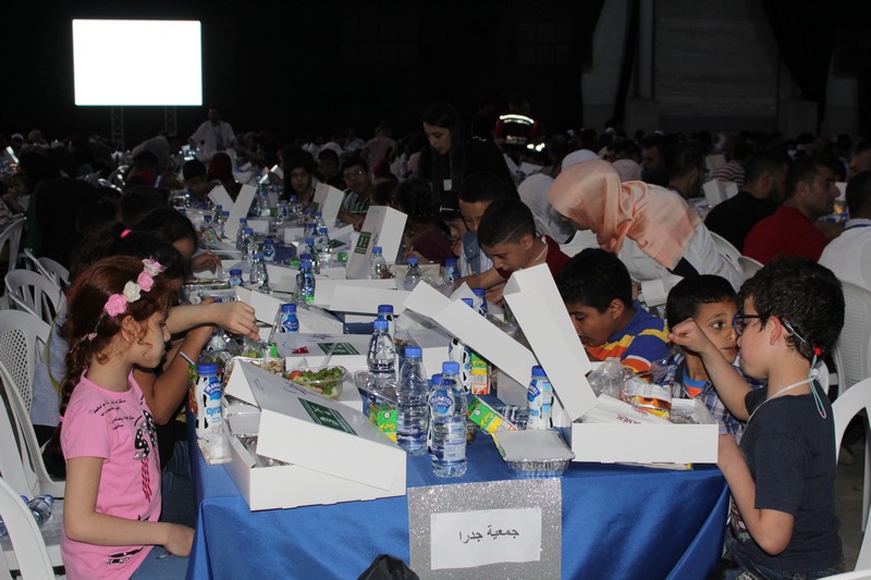 Ajialouna Iftar for 2000 orphans