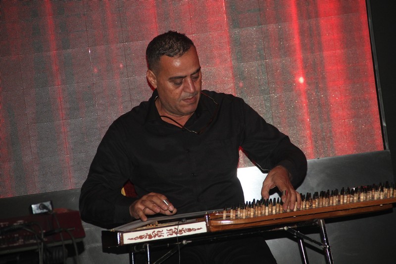 Al Zaman Al Assil at Atlal Plaza