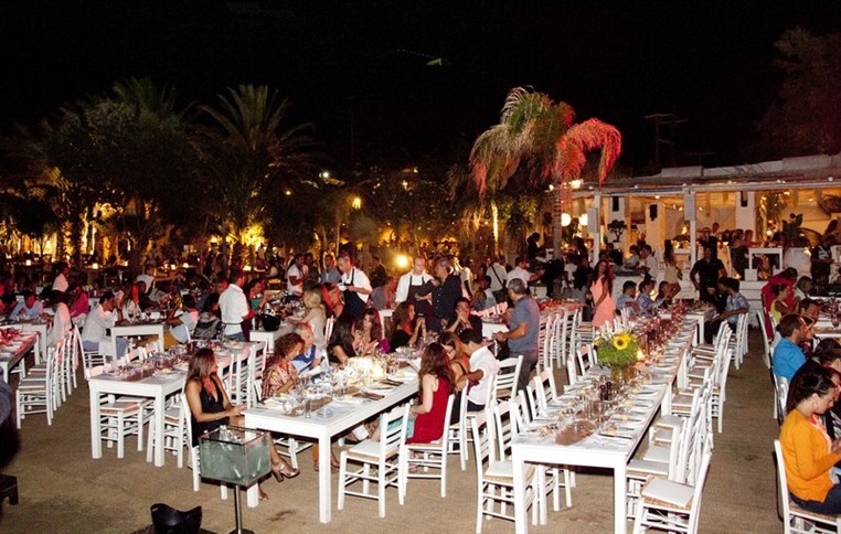 Amr Diab in Mykonos