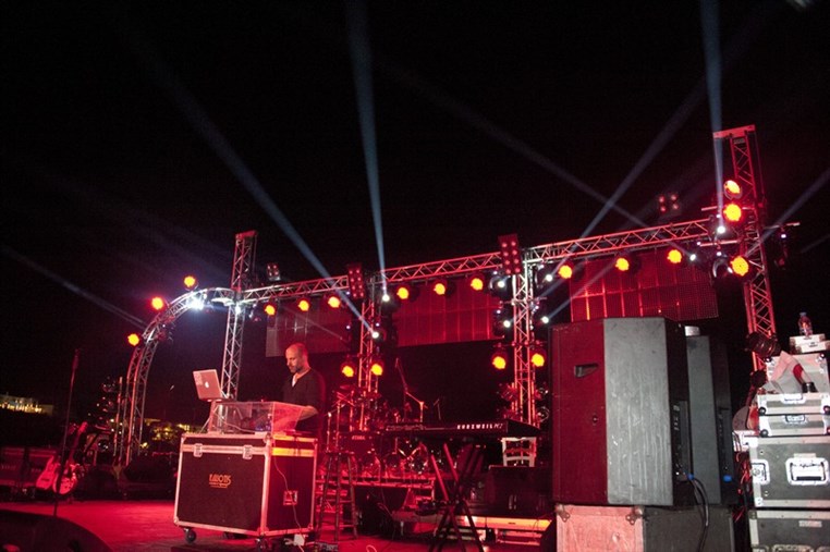 Amr Diab in Mykonos