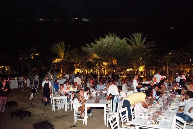 Amr Diab in Mykonos