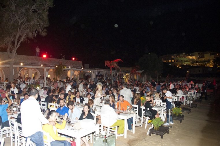 Amr Diab in Mykonos