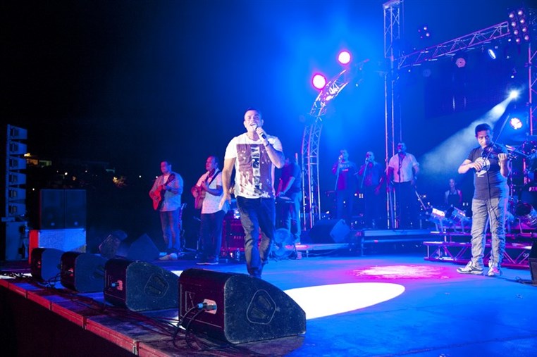 Amr Diab in Mykonos
