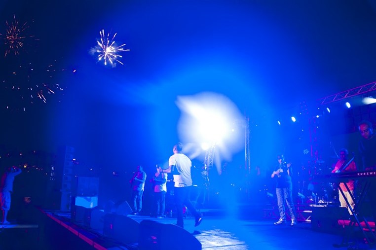 Amr Diab in Mykonos