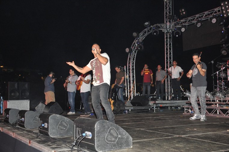 Amr Diab in Mykonos