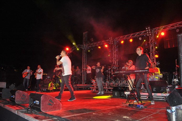 Amr Diab in Mykonos