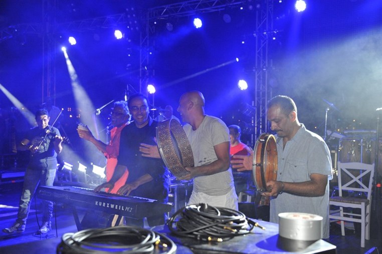 Amr Diab in Mykonos