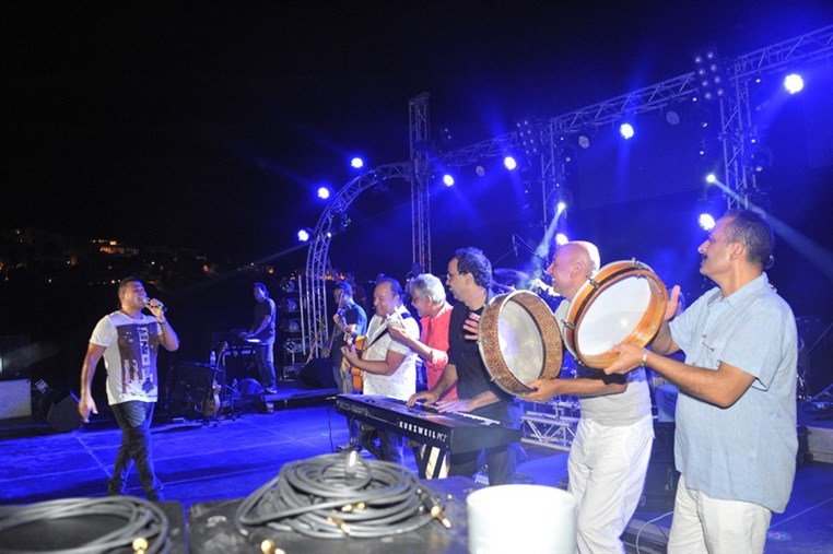 Amr Diab in Mykonos