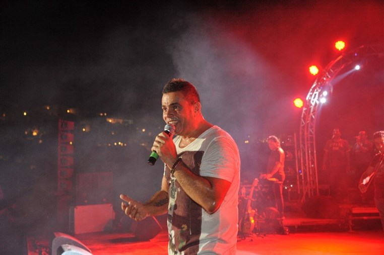 Amr Diab in Mykonos