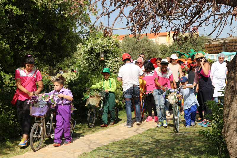 Arnaoon Village on Sunday