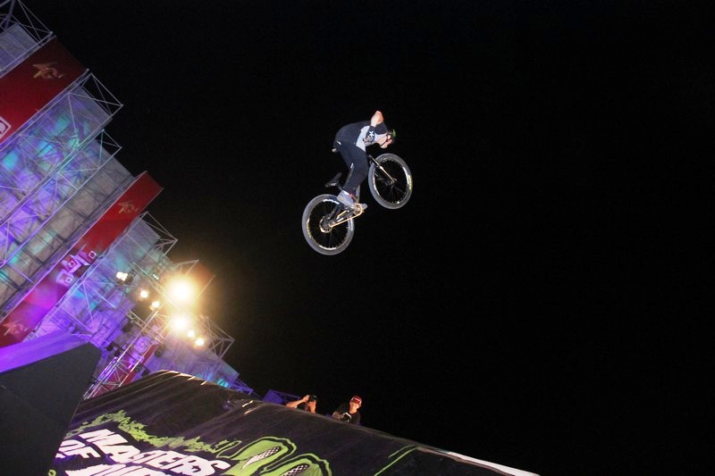 BEASTS Masters of Dirt