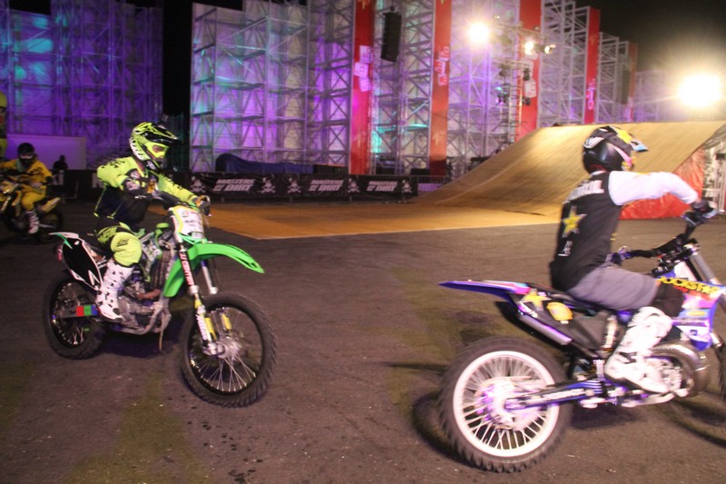 BEASTS Masters of Dirt
