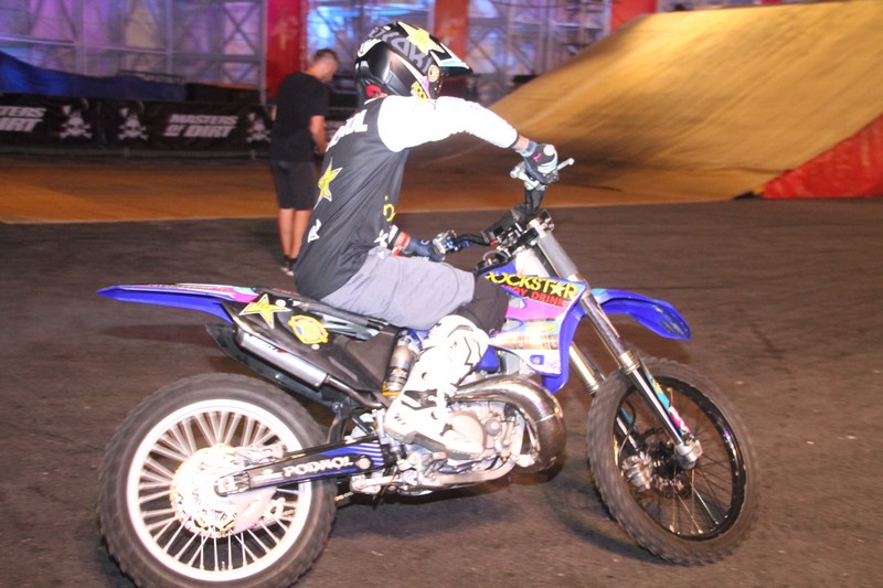 BEASTS Masters of Dirt