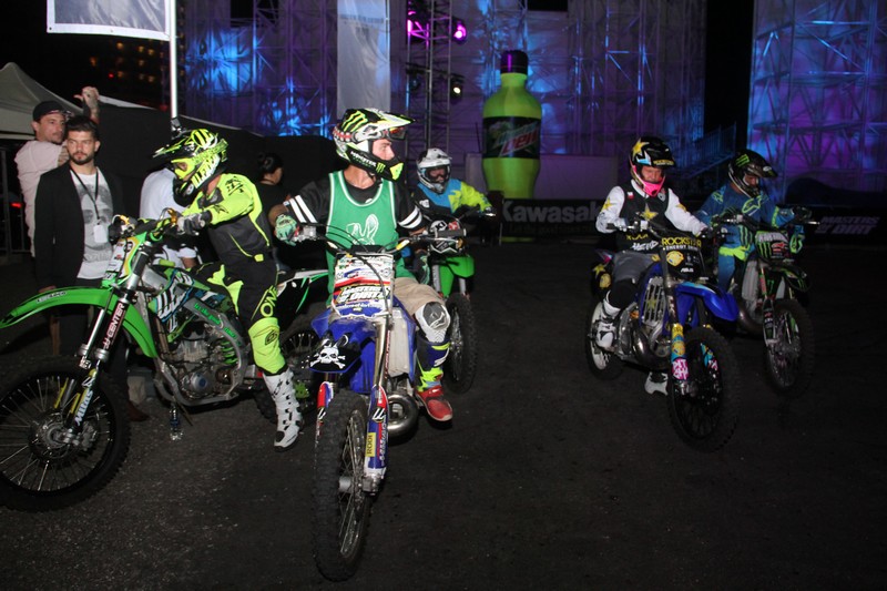 BEASTS Masters of Dirt