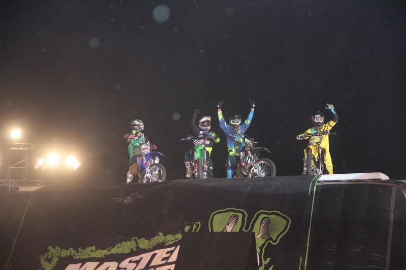 BEASTS Masters of Dirt