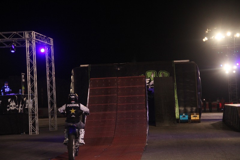 BEASTS Masters of Dirt
