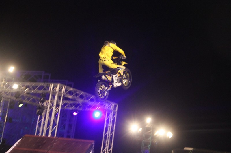 BEASTS Masters of Dirt